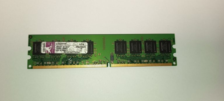 Kingston KVR667D2N5/1G mémoire RAM DDR3 667MHz PC3-5300 1 Go