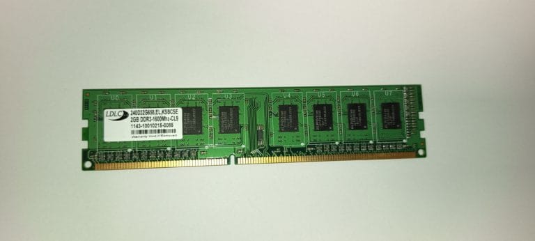 LDLC 240D32G658 mémoire RAM DDR3 1600MHz PC3-12800U 2 Go