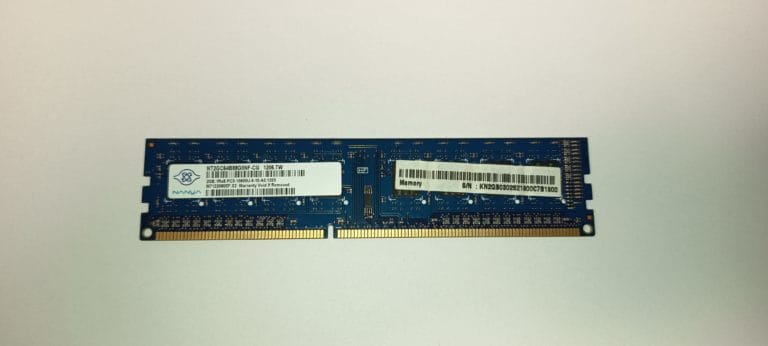 Nanya NT2GC64B88G0NF mémoire RAM DDR3 1333MHz PC3-10600U 2GB