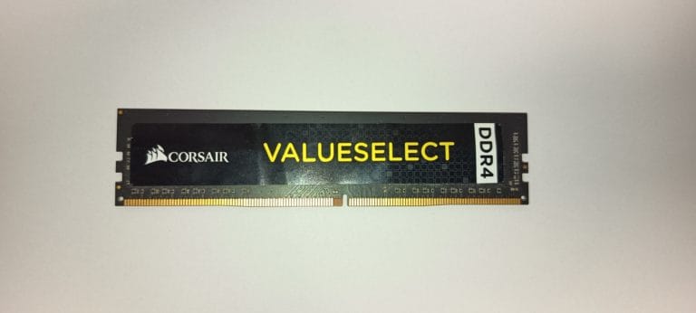 Corsair CMV8GX4M1A2133C15 mémoire RAM DDR4 2133MHz PC4-17000 8 GB