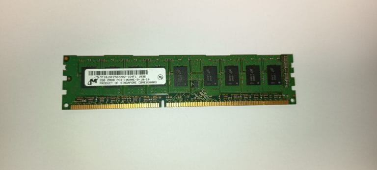 Micron MT18JSF25672AZ mémoire RAM DDR3 1333MHz PC3-10600E 2GB
